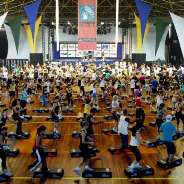 Aula prática aberta do mundo, realizada no Sesc, Santos, em 2006