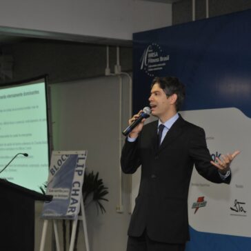 Ricardo Amorim ministra palestra na 10ªIRSHA