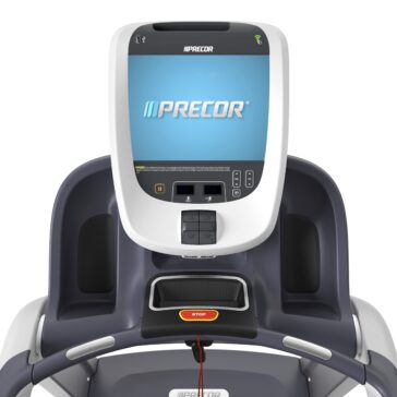 Alta tecnologia das esteiras Precor beneficia usuários e gestores de academias