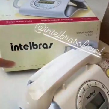 Ação telefones – Nina Braz