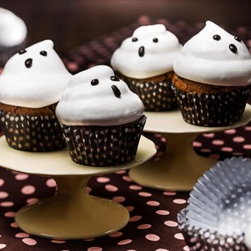 Receita de Halloween: Selecta ensina Cupcake Brownie Fantasminha
