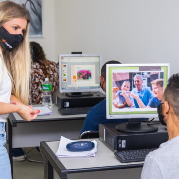 Projeto de inclusão digital beneficia colaboradores de canteiros de obras