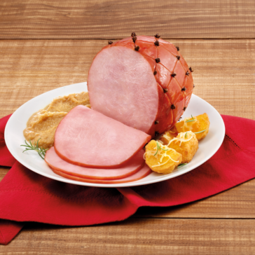 Tender Pamplona com creme de maçã e batatas crocantes é dica de prato principal para ceia natalina