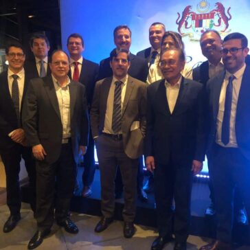 Primeiro-ministro da Malásia se reúne com executivos da Seagems