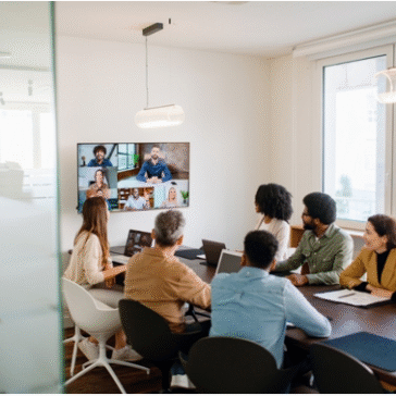 Estudo da EDC Group revela: 8 em cada 10 brasileiros cumprem jornadas de trabalho presencial exigidas pelas empresas, mas produtividade é baixa