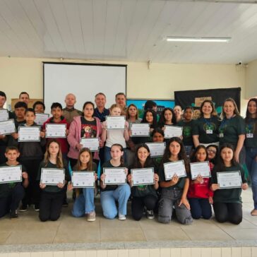 Pamplona Alimentos fortalece ações socioambientais e conclui ciclo 2025 do Projeto Raízes do Amanhã em escolas municipais de Rio do Sul