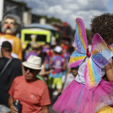 Carnaval com proteção: UNICEF divulga dicas para cuidar de crianças e adolescentes durante festas