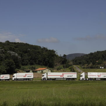 “Escola de Motoristas” da Jamef transforma colaboradores em condutores diante da escassez de profissionais no mercado
