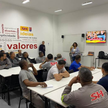 SH amplia programas de desenvolvimento e aumenta em 85% o índice de retenção de pessoas