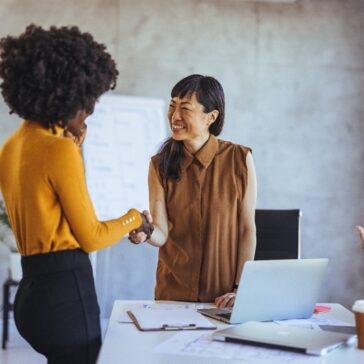 Liderança humanizada e estratégica ganha protagonismo na disputa por vantagem competitiva