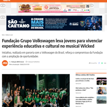 Fundação Grupo Volkswagen leva jovens para vivenciar experiência educativa e cultural no musical Wicked